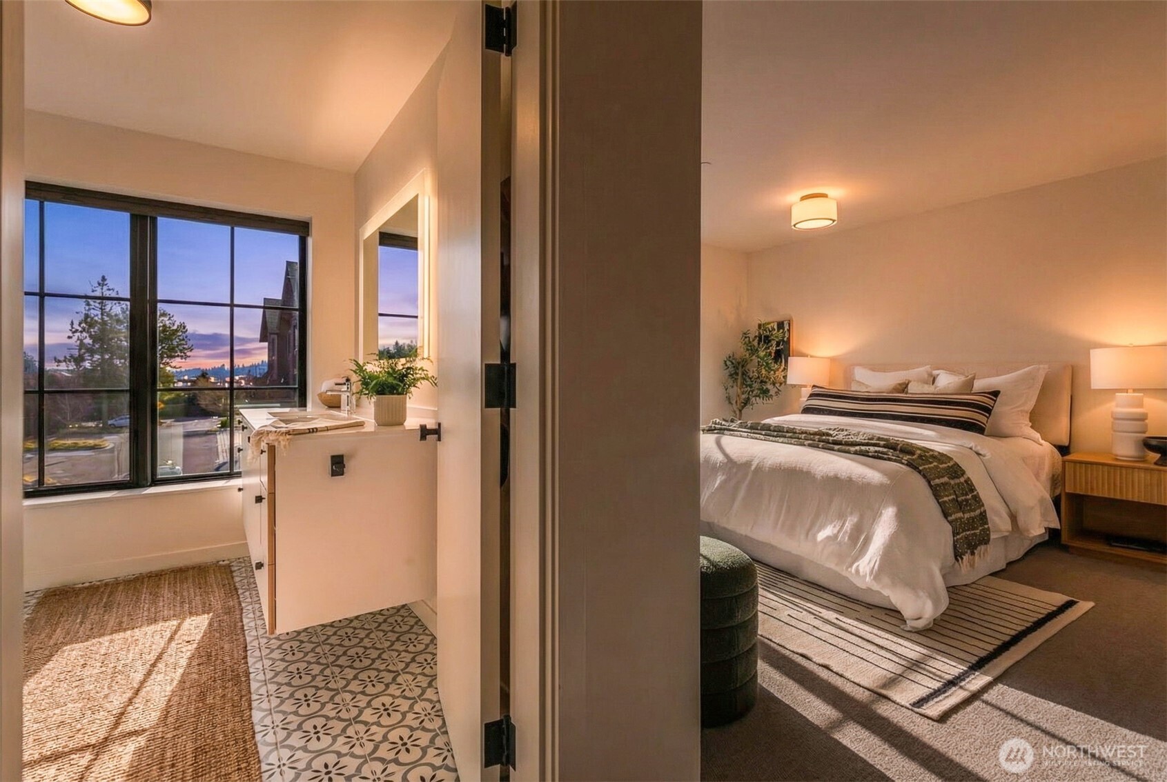 4566 Flying Goat Avenue NE #C220, Bainbridge Island, WA 98110