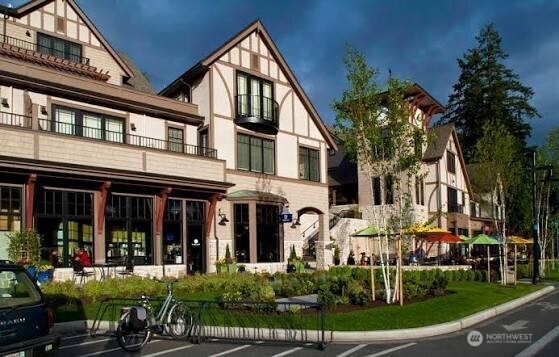 4566 Flying Goat Avenue NE #C220, Bainbridge Island, WA 98110