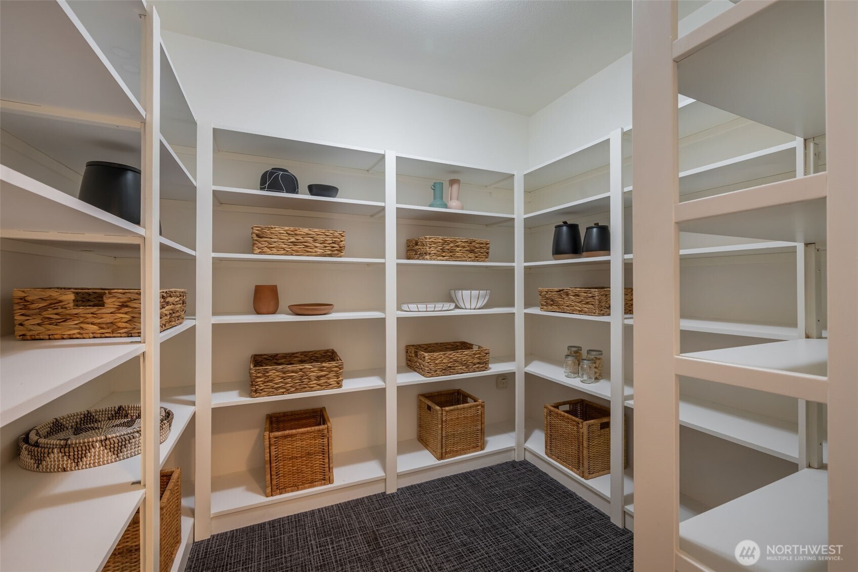 5440 Leary Avenue NW #609, Seattle, WA 98107