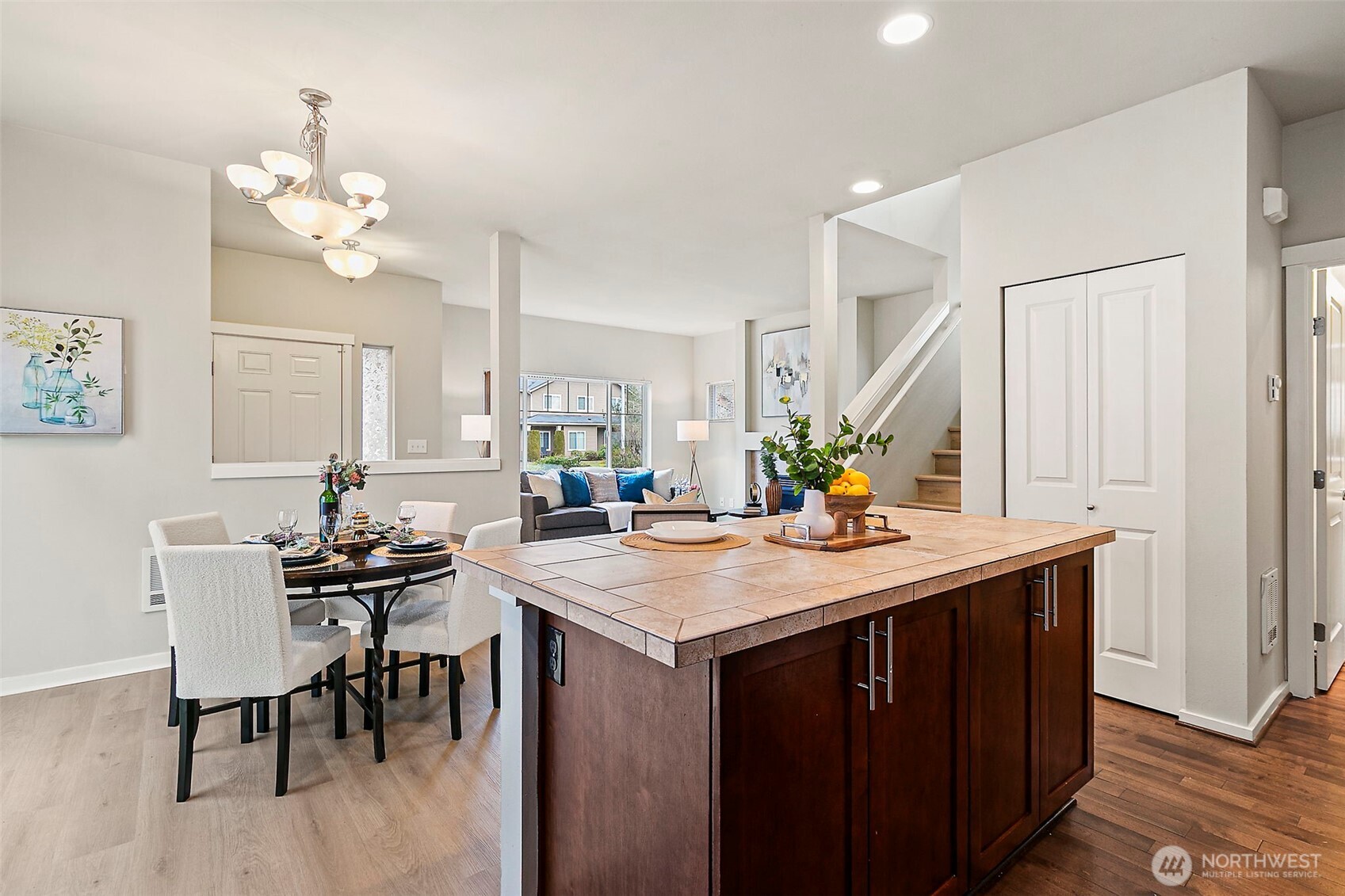 1051 42nd Court NE, Auburn, WA 98002