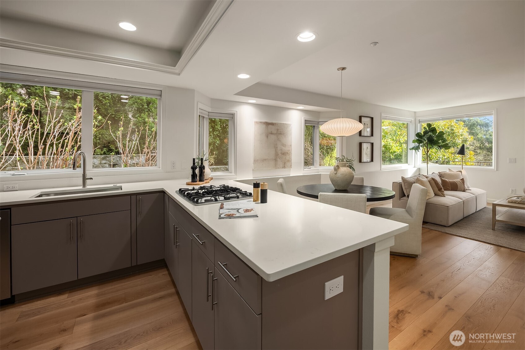 316 5th Avenue #102, Kirkland, WA 98033