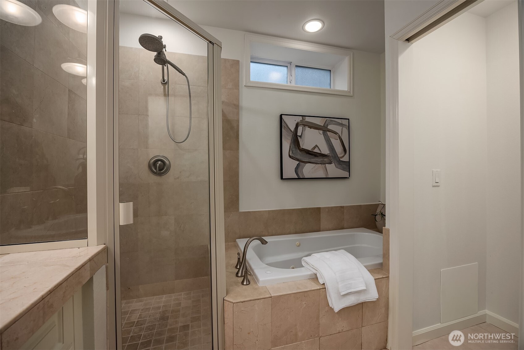 316 5th Avenue #102, Kirkland, WA 98033