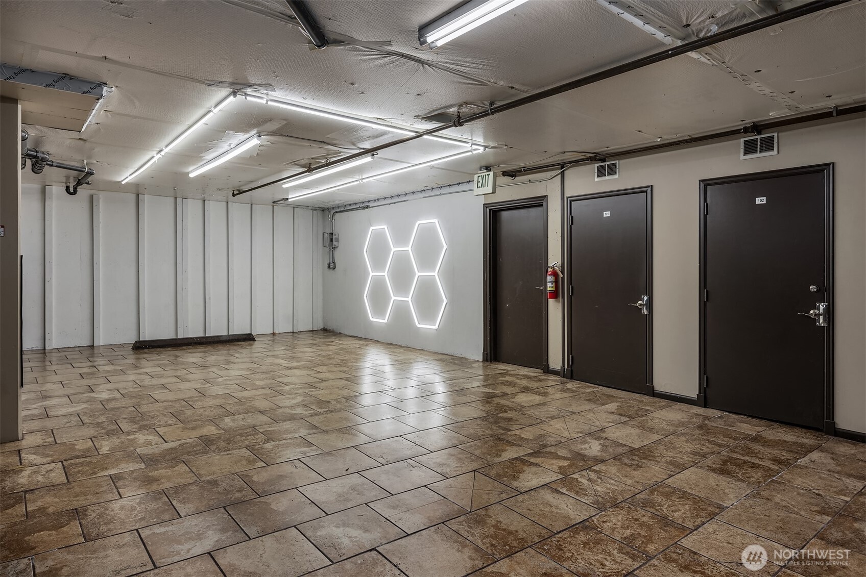 316 5th Avenue #102, Kirkland, WA 98033