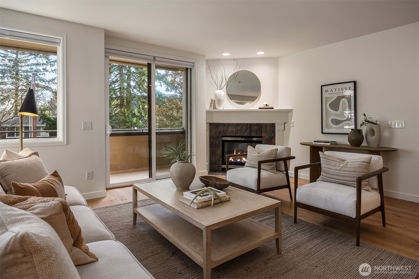 316 5th Avenue #102, Kirkland, WA 98033