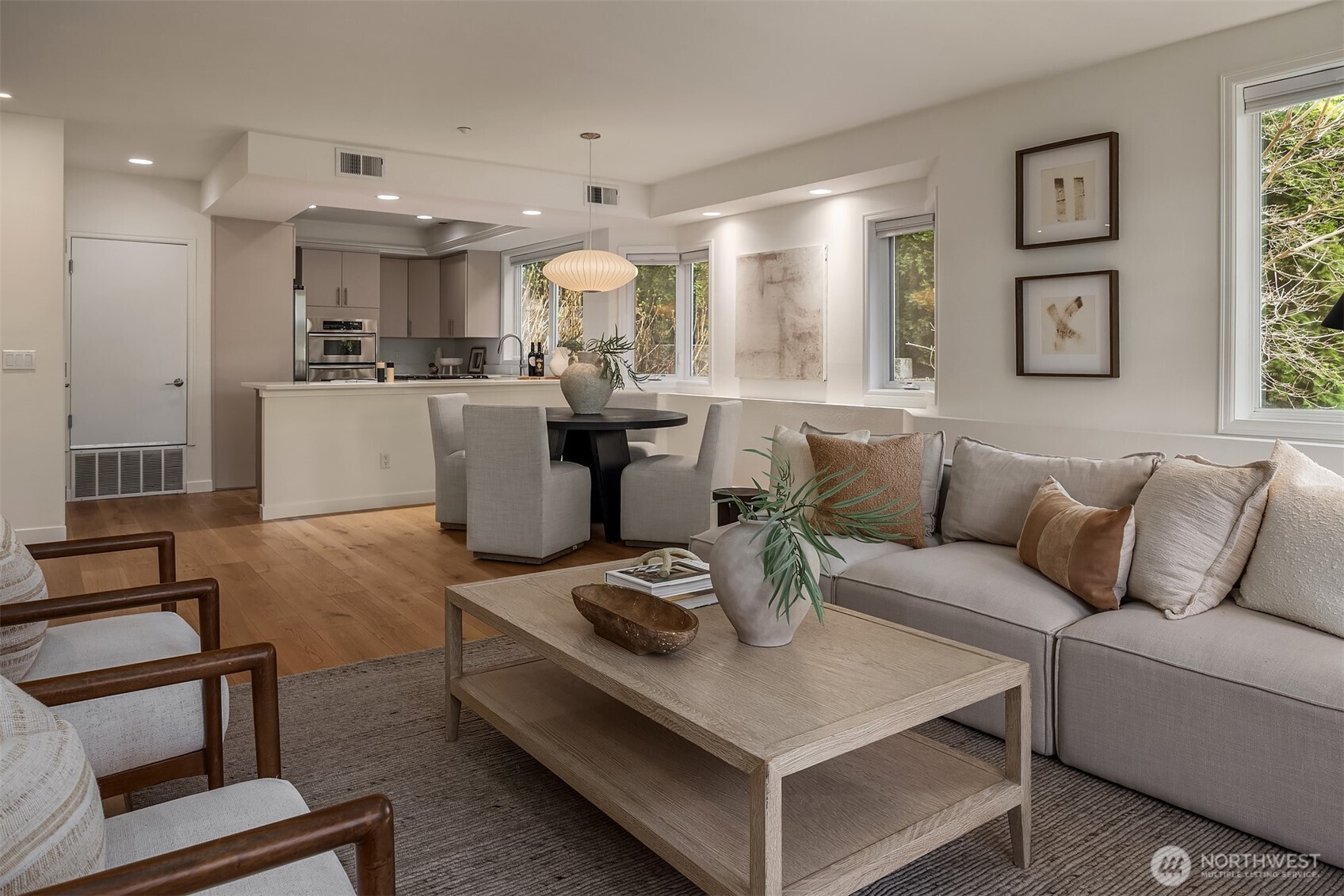 316 5th Avenue #102, Kirkland, WA 98033