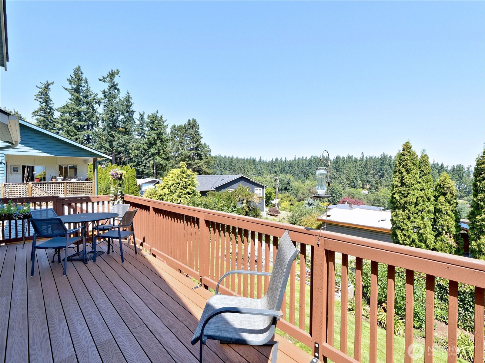 1273 SE Camano Drive , Camano Island, WA 98282