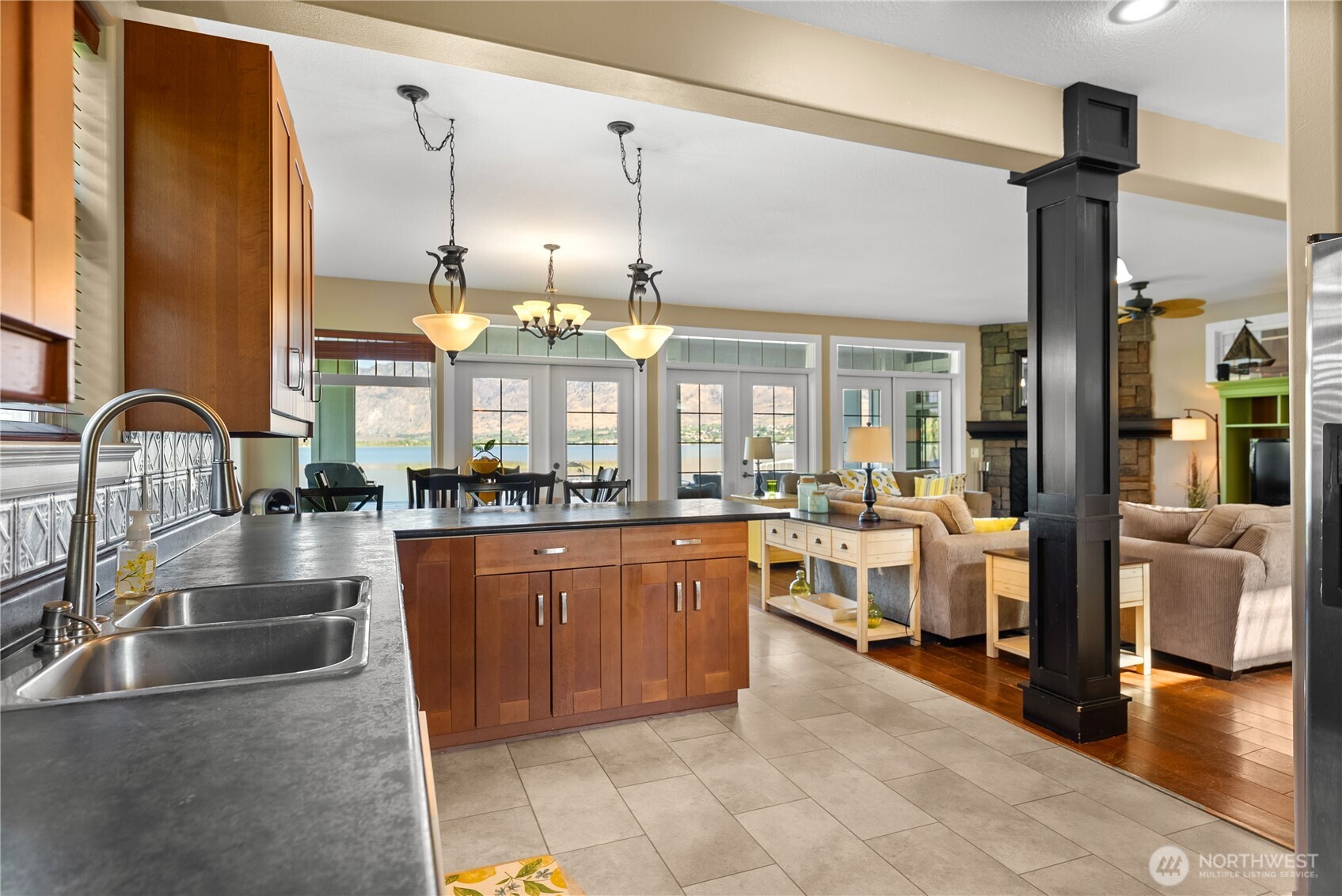 72 Boundary Point Road , Oroville, WA 98844