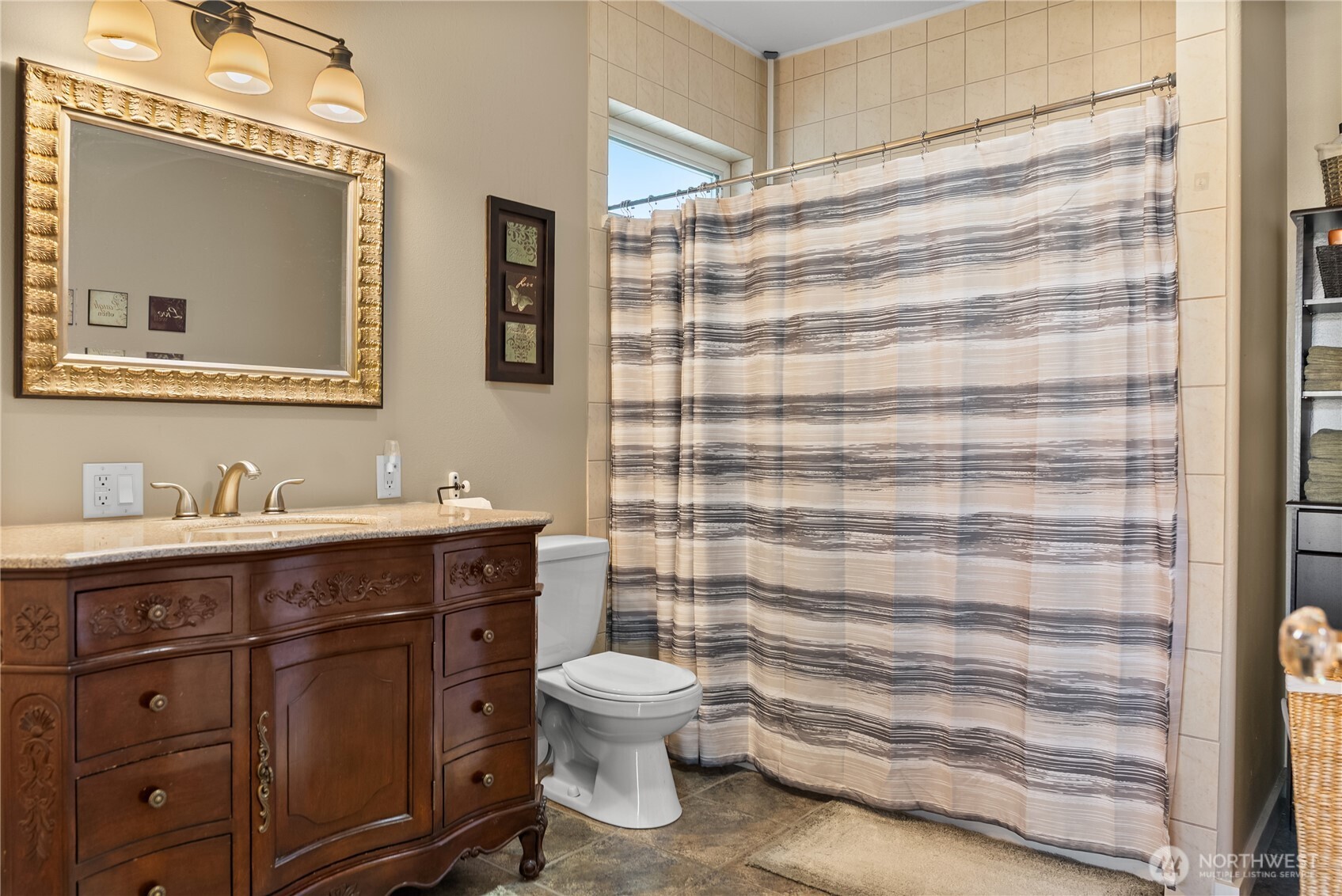 72 Boundary Point Road , Oroville, WA 98844