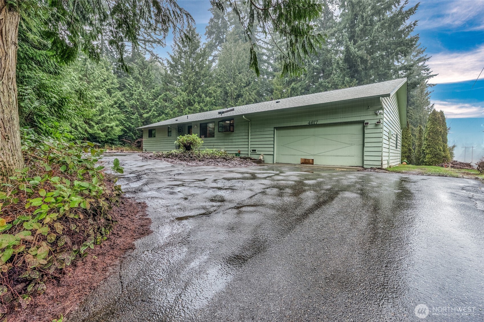 4617 200th Street SE, Bothell, WA 98012