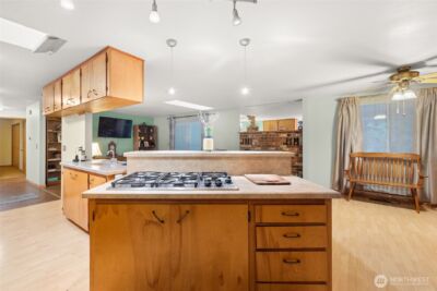 4617 200th Street SE, Bothell, WA 98012 - Photo 5