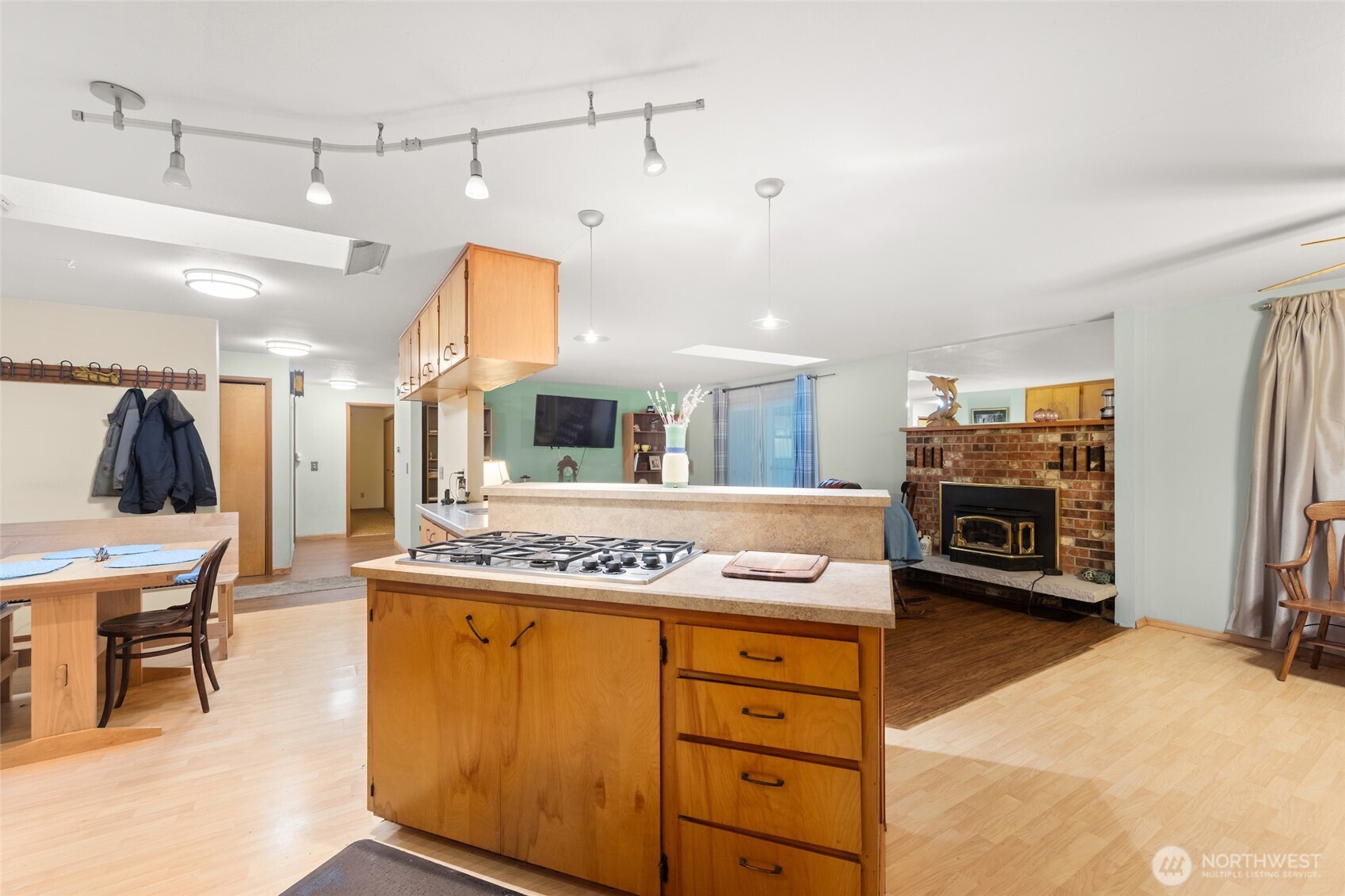 4617 200th Street SE, Bothell, WA 98012