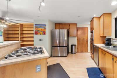 4617 200th Street SE, Bothell, WA 98012 - Photo 9