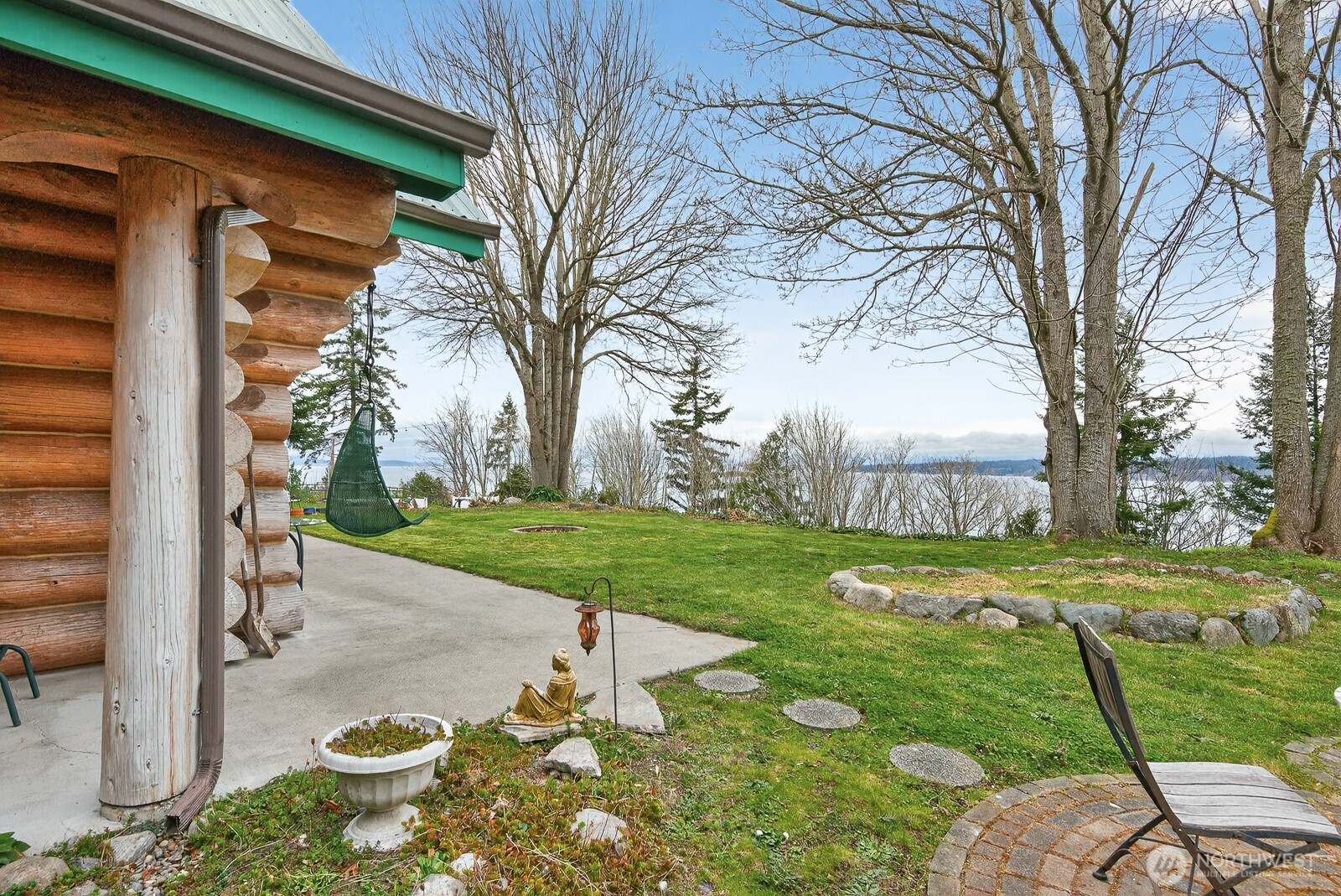 2945 Janet Avenue , Camano Island, WA 98282