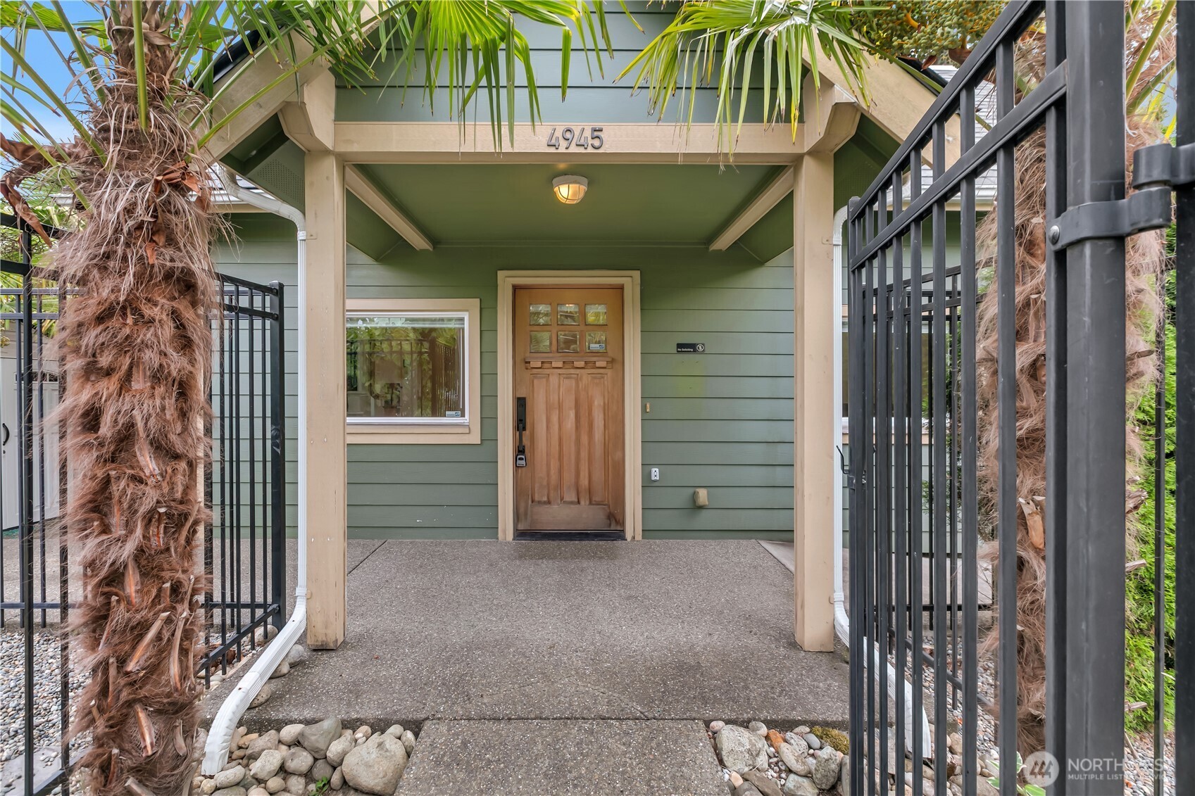 4945 N Pearl Street , Ruston, WA 98407-3119