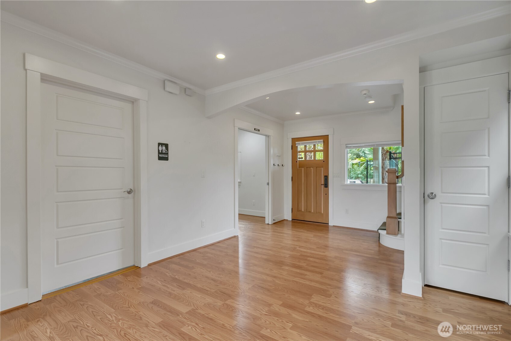 4945 N Pearl Street , Ruston, WA 98407-3119