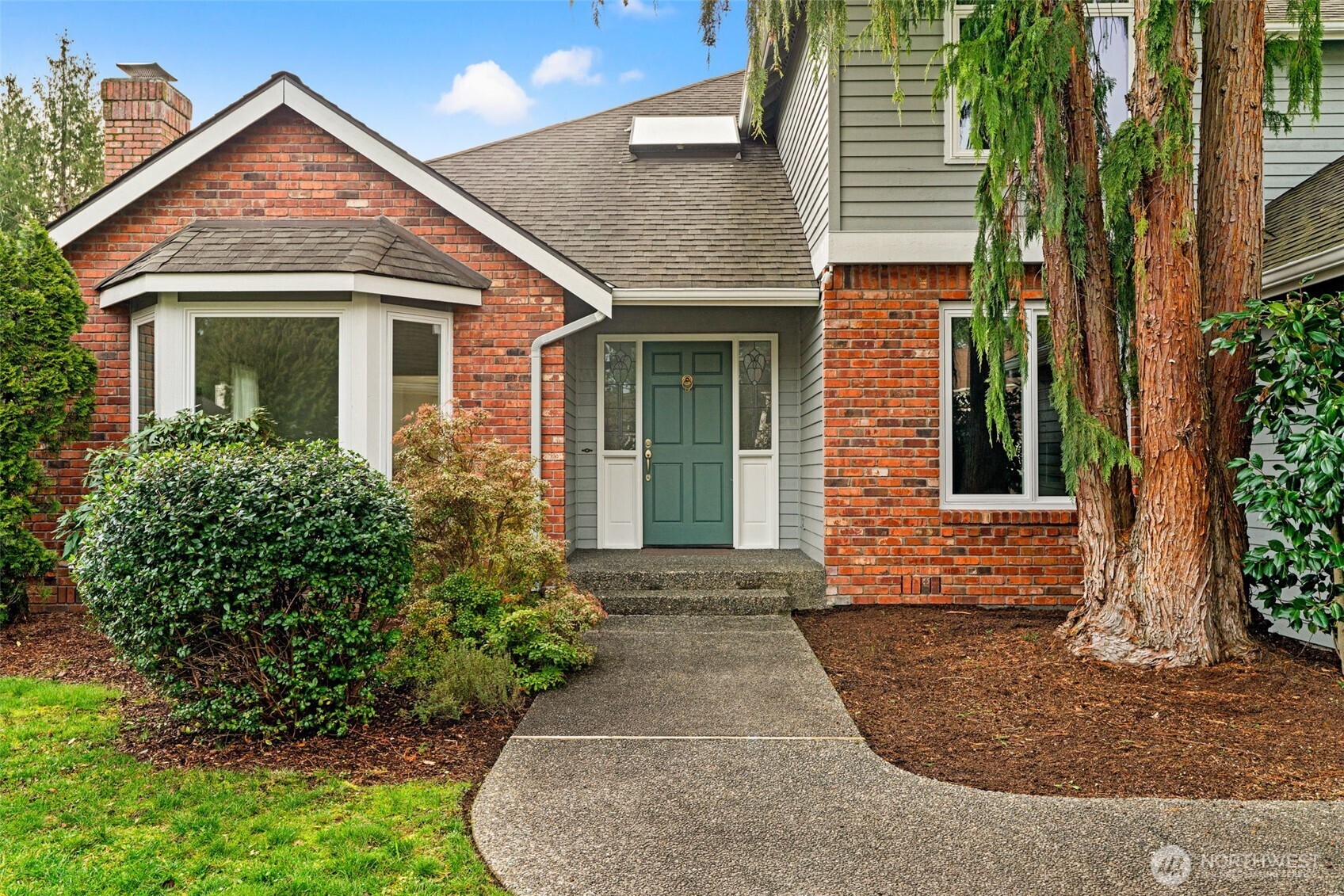 23431 NE 23rd Street , Sammamish, WA 98074-4439