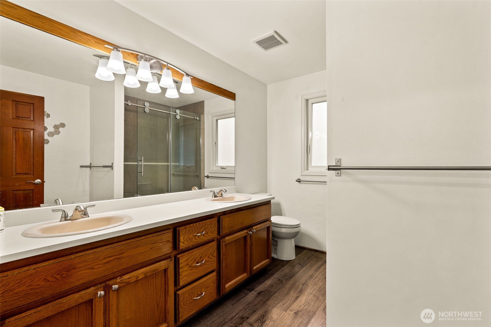 23431 NE 23rd Street , Sammamish, WA 98074-4439