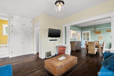 9615 57th Avenue S, Seattle, WA 98118 - Photo 7