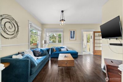 9615 57th Avenue S, Seattle, WA 98118 - Photo 8