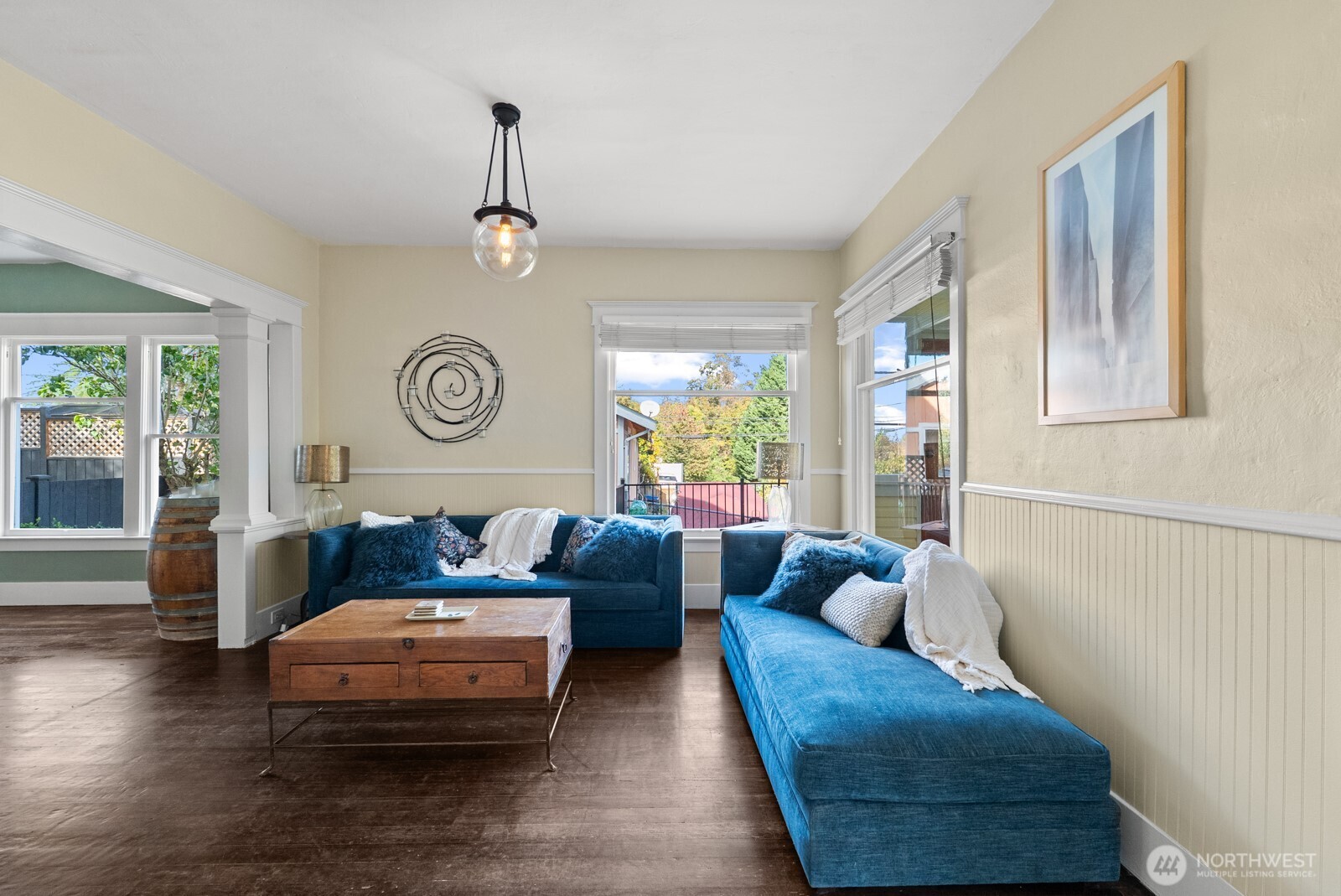 9615 57th Avenue S, Seattle, WA 98118