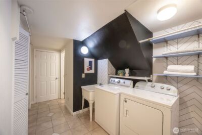 10020 18th Avenue SW, Seattle, WA 98146-3712 - Photo 17