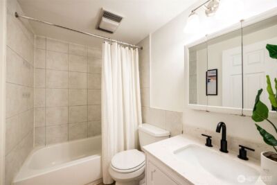 10020 18th Avenue SW, Seattle, WA 98146-3712 - Photo 18