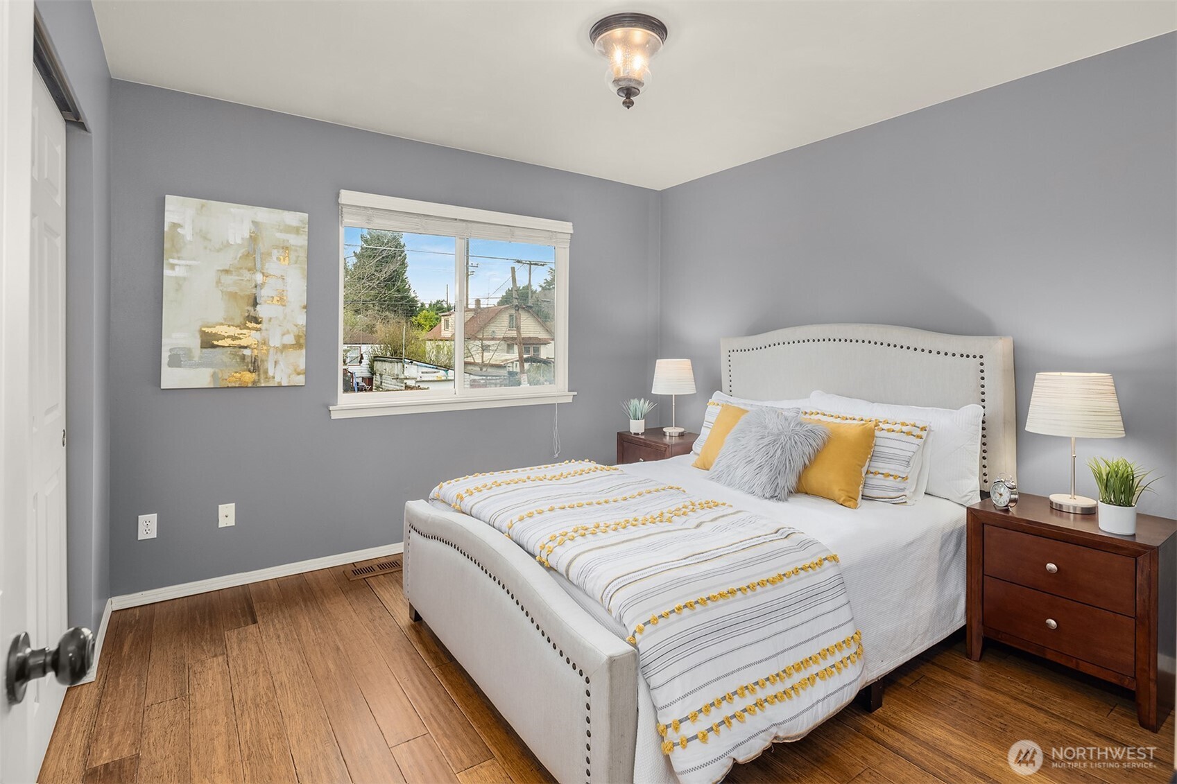 9253 Fremont Avenue N, Seattle, WA 98103