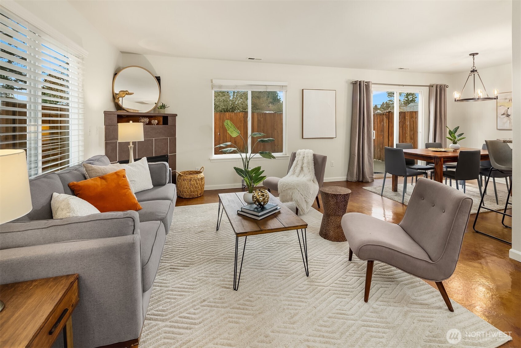 9253 Fremont Avenue N, Seattle, WA 98103