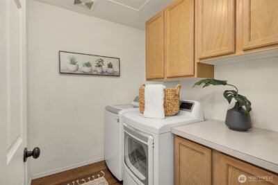 9253 Fremont Avenue N, Seattle, WA 98103 - Photo 22