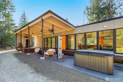 288 Baker Road , Packwood, WA 98377