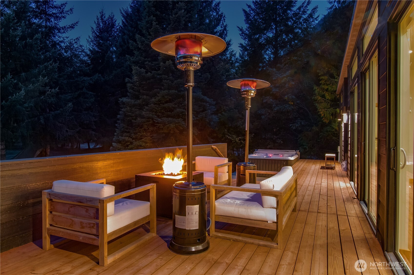 288 Baker Road , Packwood, WA 98377