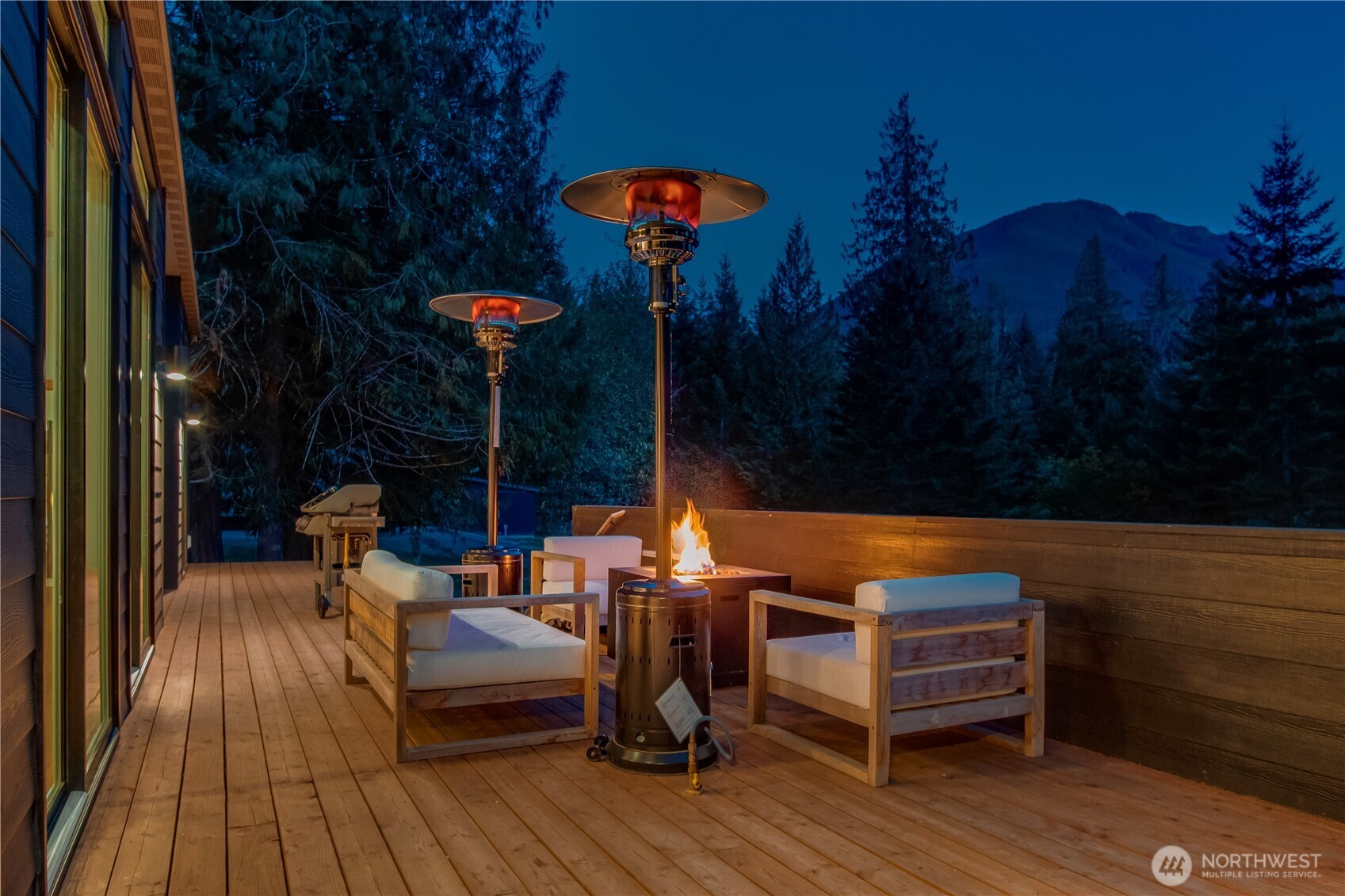 288 Baker Road , Packwood, WA 98377