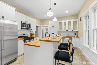 2016 14th Avenue W, Seattle, WA 98119 - Photo 13