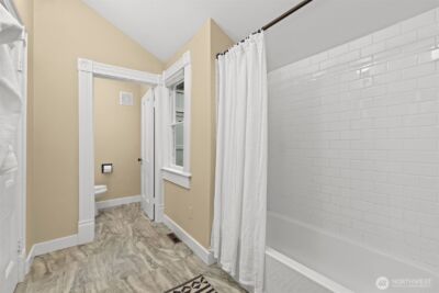 2016 14th Avenue W, Seattle, WA 98119 - Photo 16