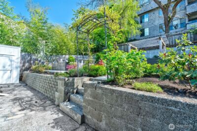 2016 14th Avenue W, Seattle, WA 98119 - Photo 25