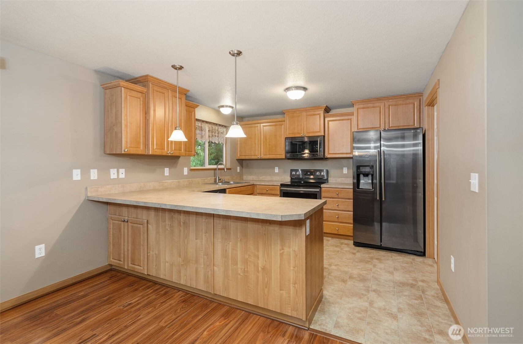 321 ROLLINGWOOD Road , Kelso, WA 98626