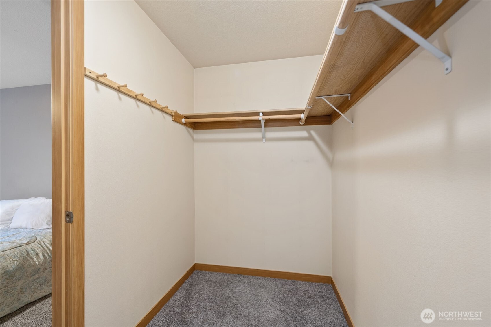 321 ROLLINGWOOD Road , Kelso, WA 98626