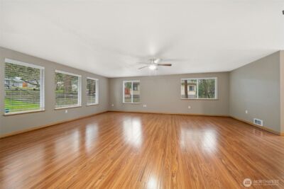 321 ROLLINGWOOD Road , Kelso, WA 98626 - Photo 6