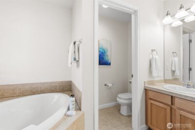 2017 NE 24th Place , Renton, WA 98056 - Photo 31