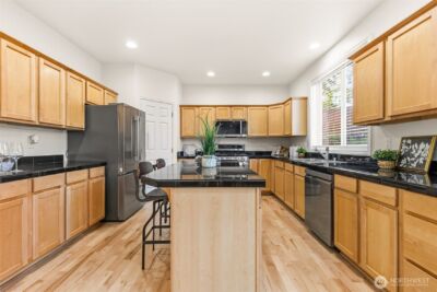 2017 NE 24th Place , Renton, WA 98056 - Photo 9