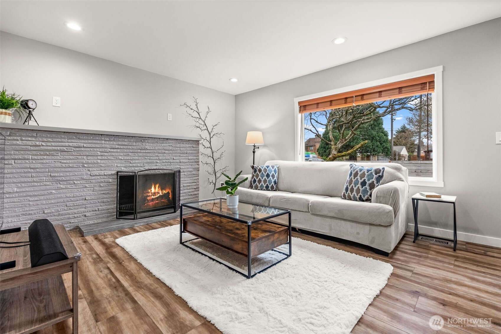 5635 Pacific Avenue , Tacoma, WA 98408