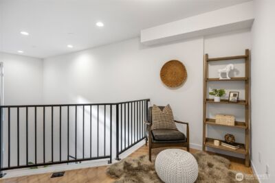 2108 1st Avenue N, Seattle, WA 98109 - Photo 14