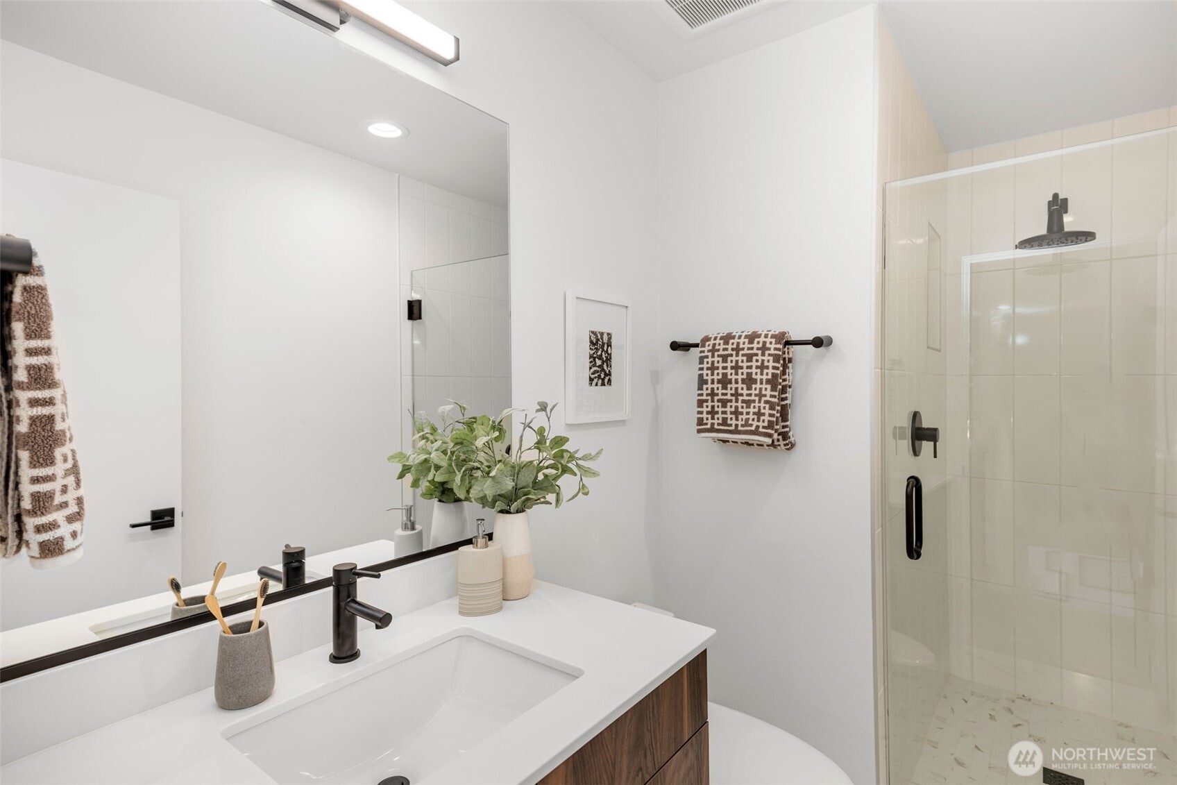 2108 1st Avenue N, Seattle, WA 98109