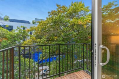 2108 1st Avenue N, Seattle, WA 98109 - Photo 21