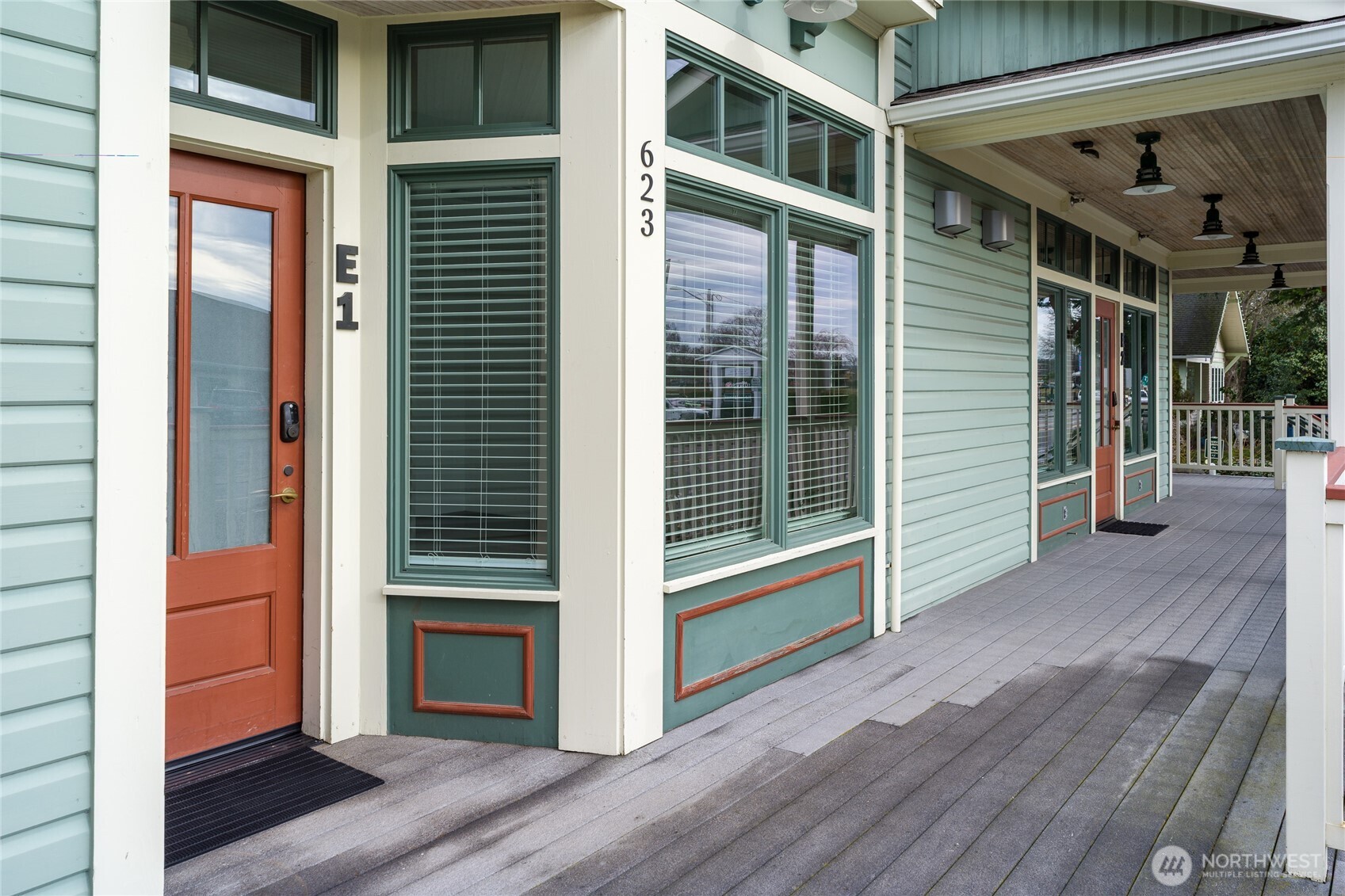 623 Morris Street #E1, La Conner, WA 98257