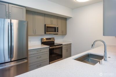 623 Morris Street #E1, La Conner, WA 98257 - Photo 8