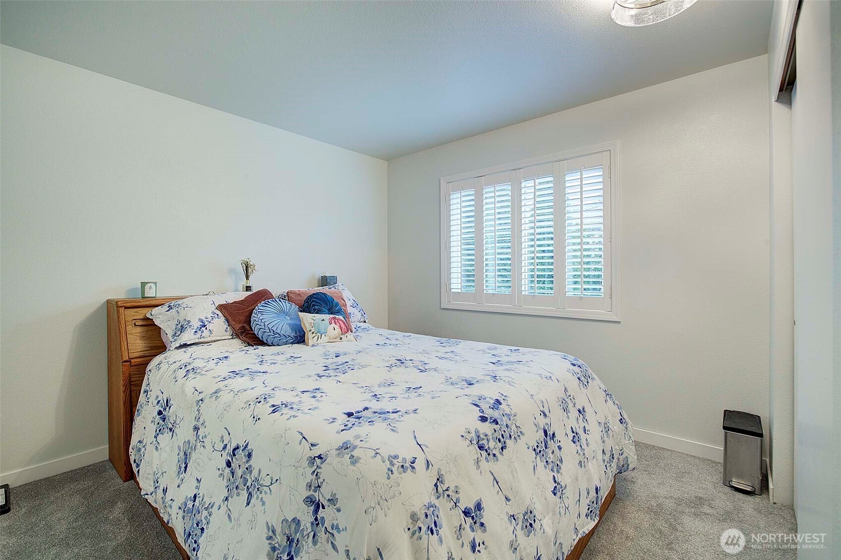 929 224th Avenue NE, Sammamish, WA 98074-6897