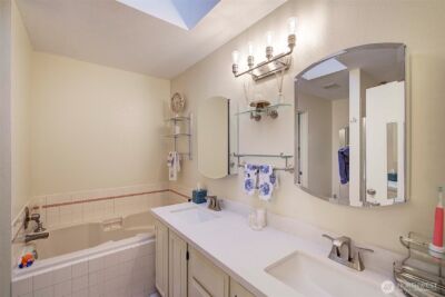 929 224th Avenue NE, Sammamish, WA 98074-6897 - Photo 17