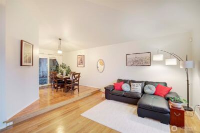 929 224th Avenue NE, Sammamish, WA 98074-6897 - Photo 3