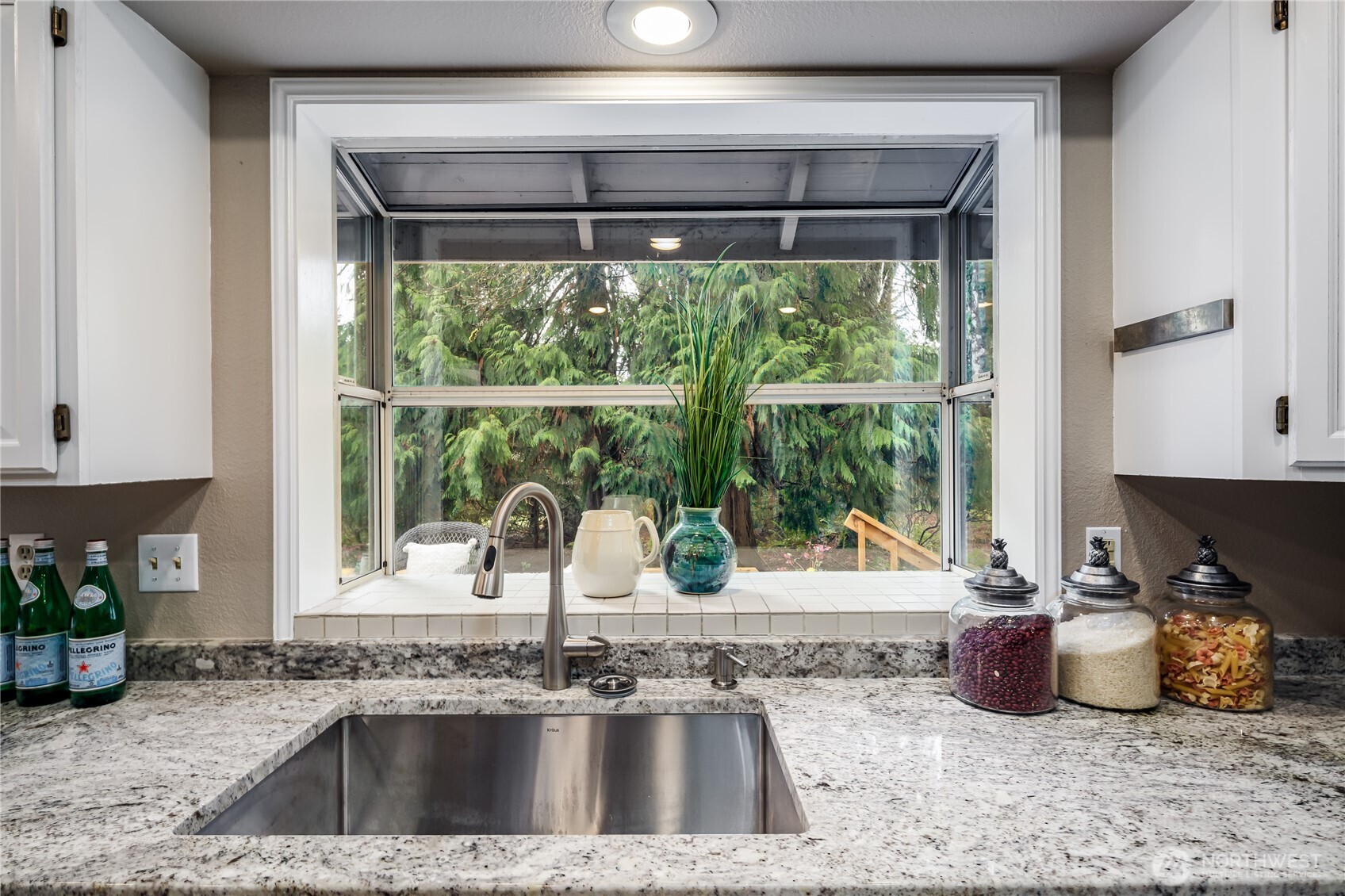 17215 NE 132nd Place , Redmond, WA 98052-2152